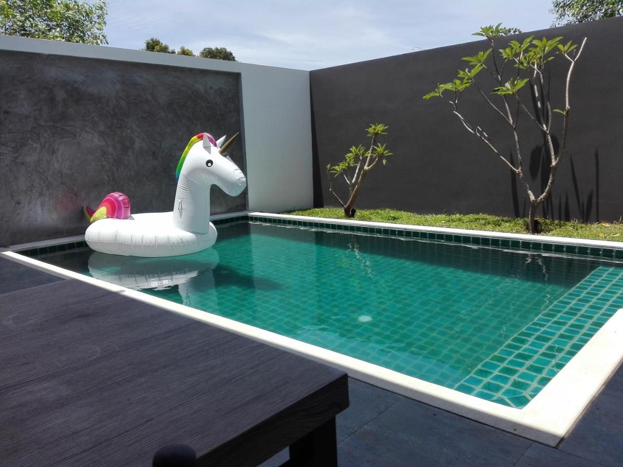 וילה Rocking Chair Pool