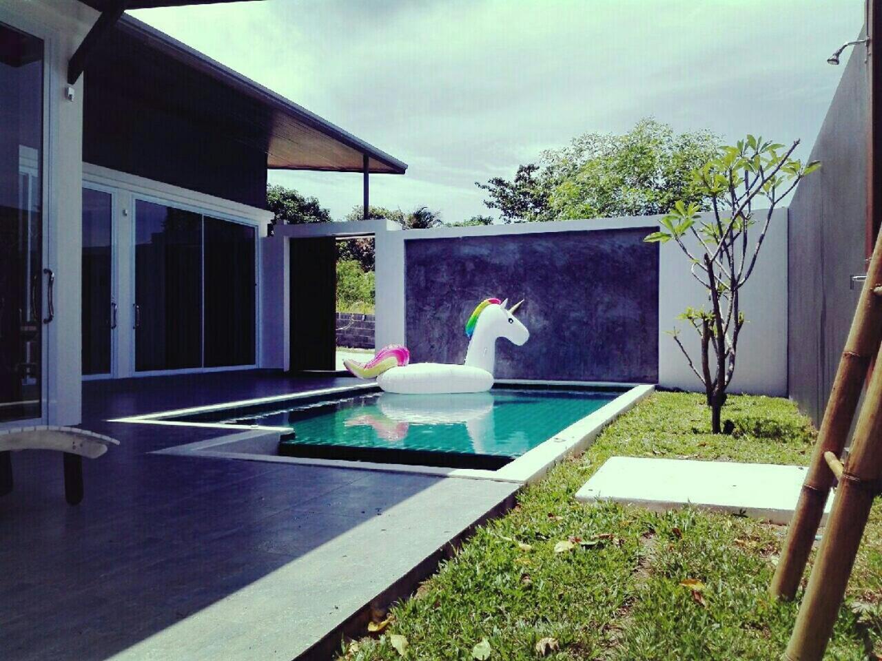 וילה Rocking Chair Pool